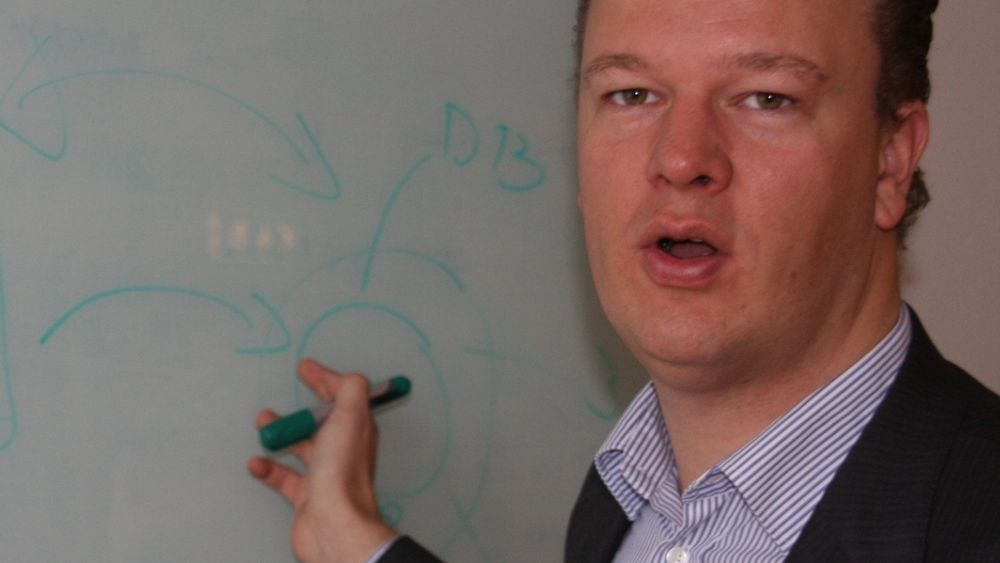 VANSKELIG: Salgsdirektør Ole Andersen hos CA Technologies Norden har en stri tørn med å ovebevise næringslivet om at det kan bli kostbart å fikse feil i inntektsbringende nettjenester først etter at det er opptått feil.