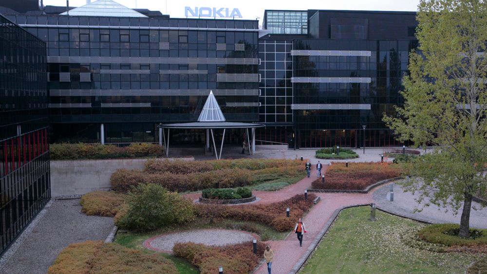 Nokia skal kvitte seg med 1700 ansatte globalt. Her fra selskapets produksjonsanlegg i Salo i Finland.