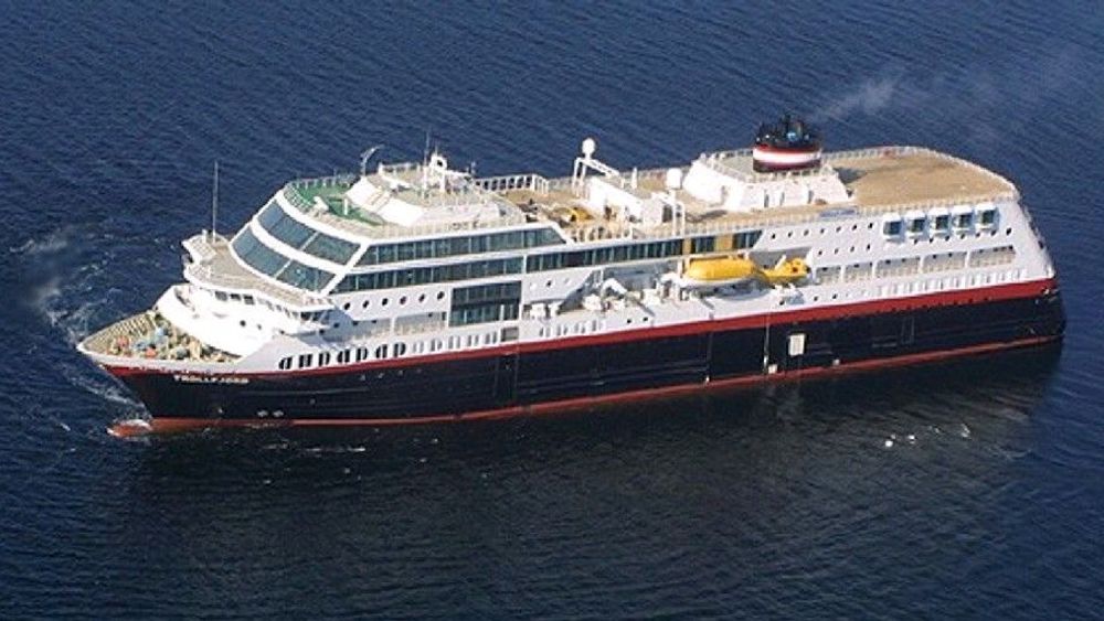 MS Trollfjord og andre skip som trafikkerer norskekysten i nord skal overvåkes fra Vardø.