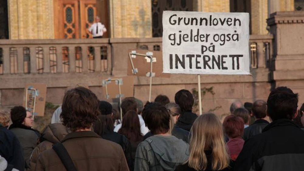 Demonstrasjon for et fritt internett.