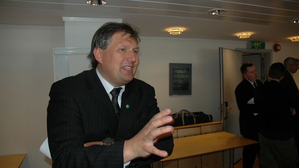 RYDDIG: Terje Riis-Johansen kommer ikke til å legge seg opp i hvilke prosjekter StatoilHydro satser på, men er glad for at selskapet satser på havvind i Storbritannia.