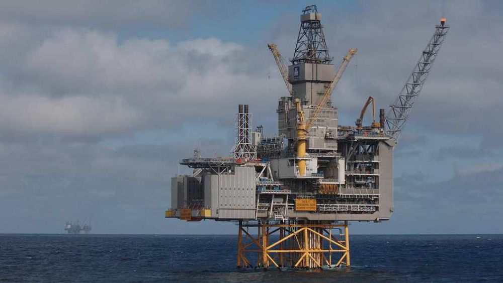 StatoilHydro har funnet både olje og gass i nærheten av Oseberg Sør-plattformen i Nordsjøen.