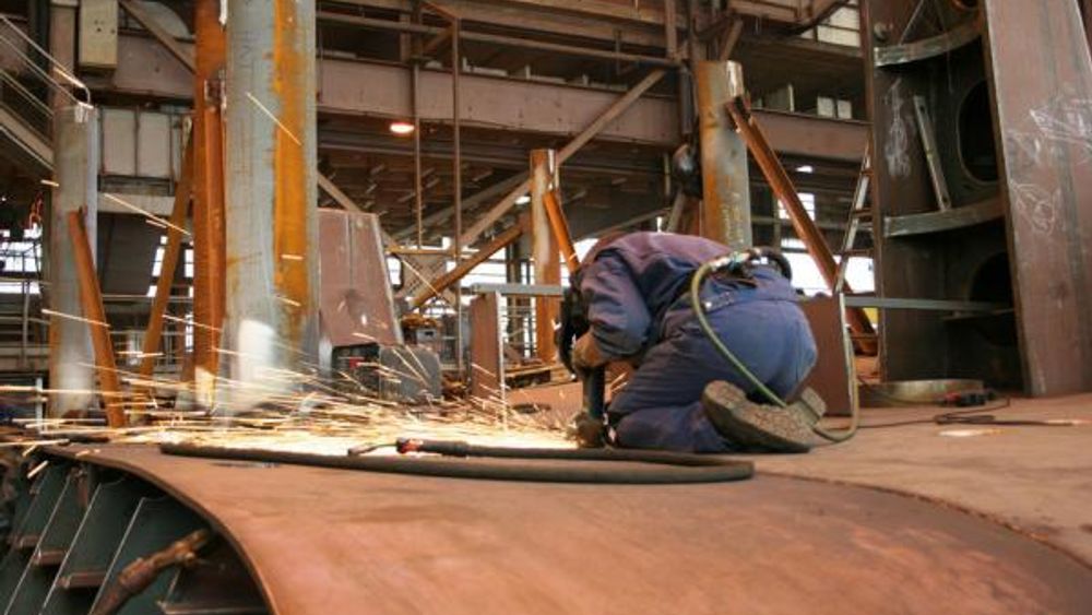 OPTIMISTISK: Industrien har økt produksjonen, og utnyttelsen av kapasitet har blitt bedre.