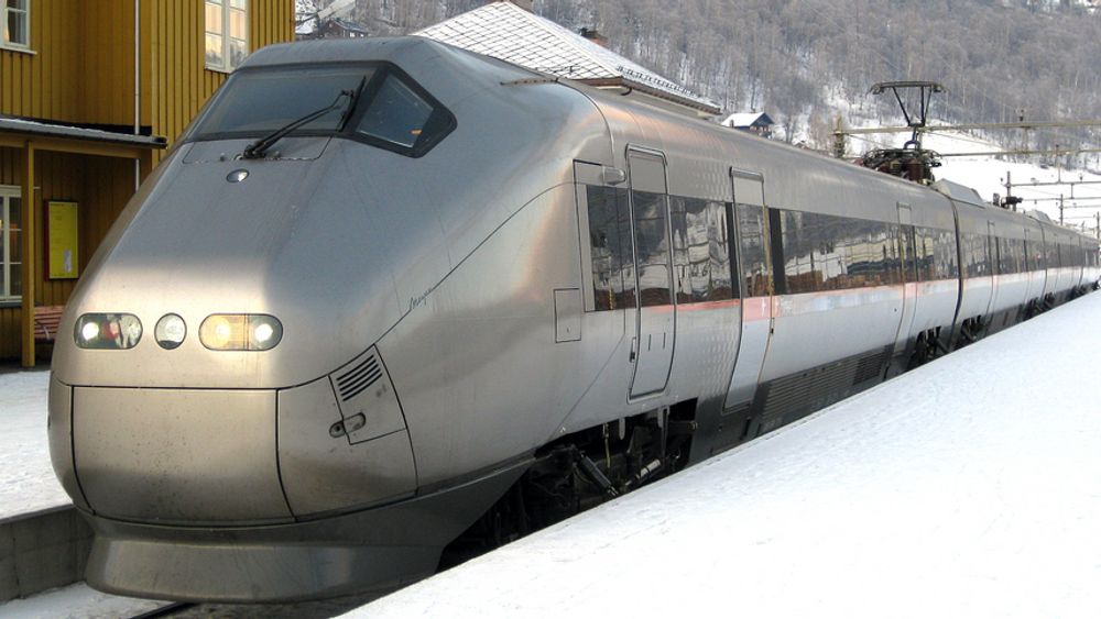 Flytoget vil utvide til Torp og Rygge, og frakte passasjerer også på intercity-rutene.