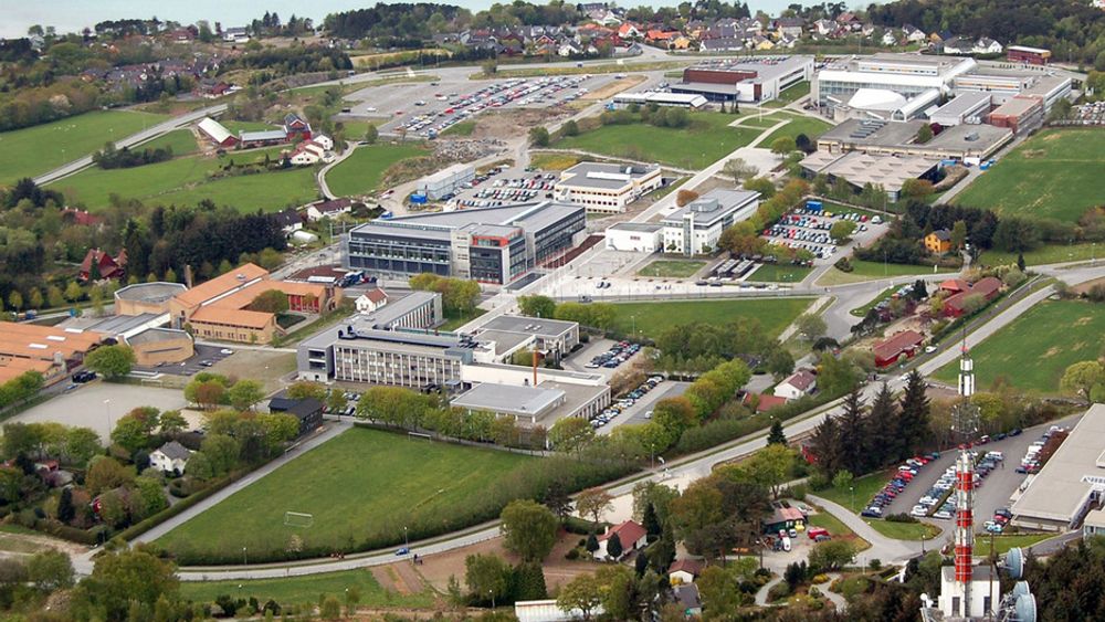Universitetet i Stavanger er like gode eller bedre enn NTNU der programmene er like, mener førsteamanuensis Ole Andreas Songe-Møller.