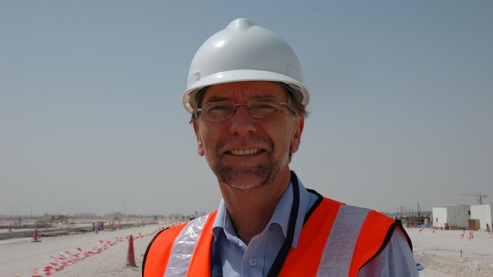 FRA ALUMINIUM TIL SVILLER: Erik Smith, som blant annet har vært prosjektdirektør for Qatalum-prosjektet i Qatar, skal lede den eksterne styringsgruppa for Follobanen og Jernbaneverket.