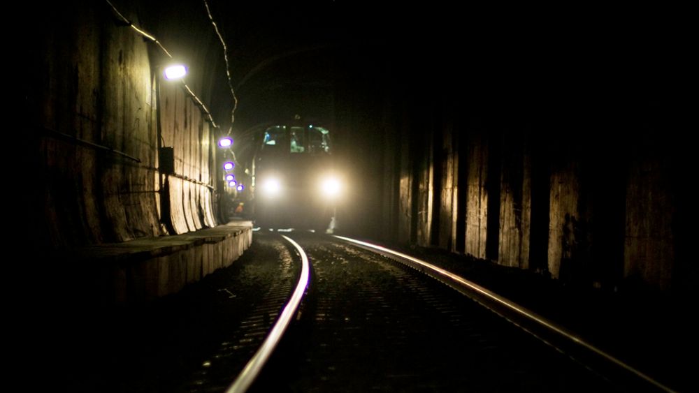 Det er lenge til det blir lys i ny Oslo-tunnel for jernbanen.
