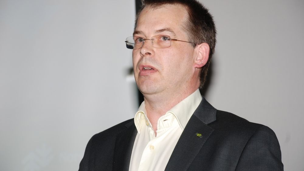 SATSER FRISKT: Direktør for energi i Norske Skog, Klaus Schöffel er hanket inn som administrerende direktør for det nye biodieselselskapet, Xynergo. Tidligere var han forskningssjef for fornybar energi i Hydro.