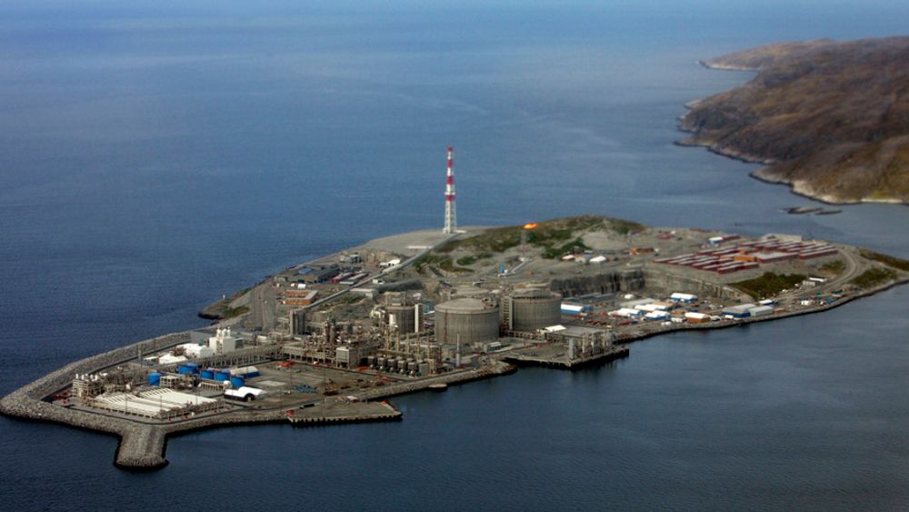 HAMMERFEST 20070611 Oversiktsbilde av Statoils anlegg på Melkøya for mottak av gass fra Snøhvit-feltet.  Foto: Terje Bendiksby / SCANPIX