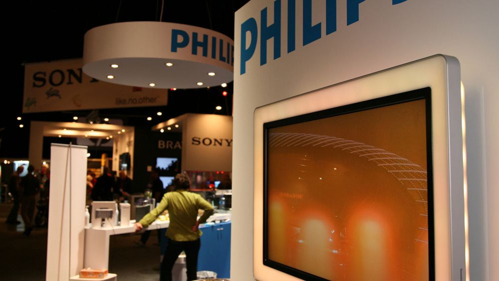 ELEKTROFIL-MESSA: Philips satser hardt på sin Aurea-serie, som har lys i ramma rundt skjermen.