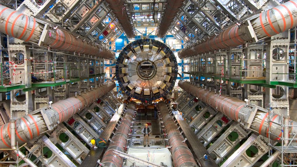 Partikkelakseleratoren ved CERN vil ikke være oppe og gå før i slutten av juni, tidligst.