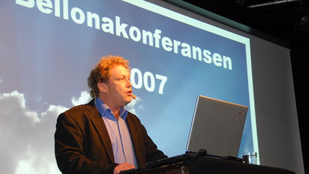 Bellona-leder Frederic Hauge vil bruke oljefondet på statlig satsing på solkraft. 
Regjeringen bør opprette et eget statlig solenergiselskap, StatSol som skal eie, drifte og selge strøm. Dette selskapet skal sørge for å oppfylle de norske kvotebehovene og de klimatiltakene i u-land som sorterer inn under Kyoto-protokollen.