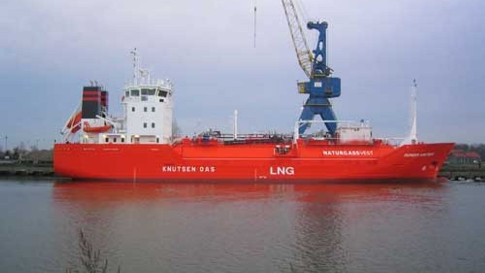 LNG-skipet Pioneer Knutsen frakter LNG langs kysten. Behovet for fleksible bunkringssystemer øker etter hvert som LNG tas i bruk på nye områder.