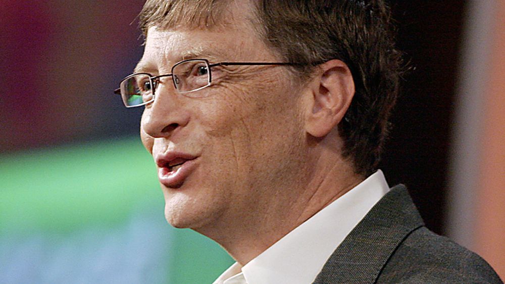 ¿ Lanseringen av disse tre betaversjonene er en viktig milepæl for Microsoft, og et stort steg i retning av å kunne levere plattformene for informasjonsteknologi de neste ti årene, uttalte Microsoft-sjefen Bill Gates under selskapets årlige maskinvarekonferanse WinHEC i går.