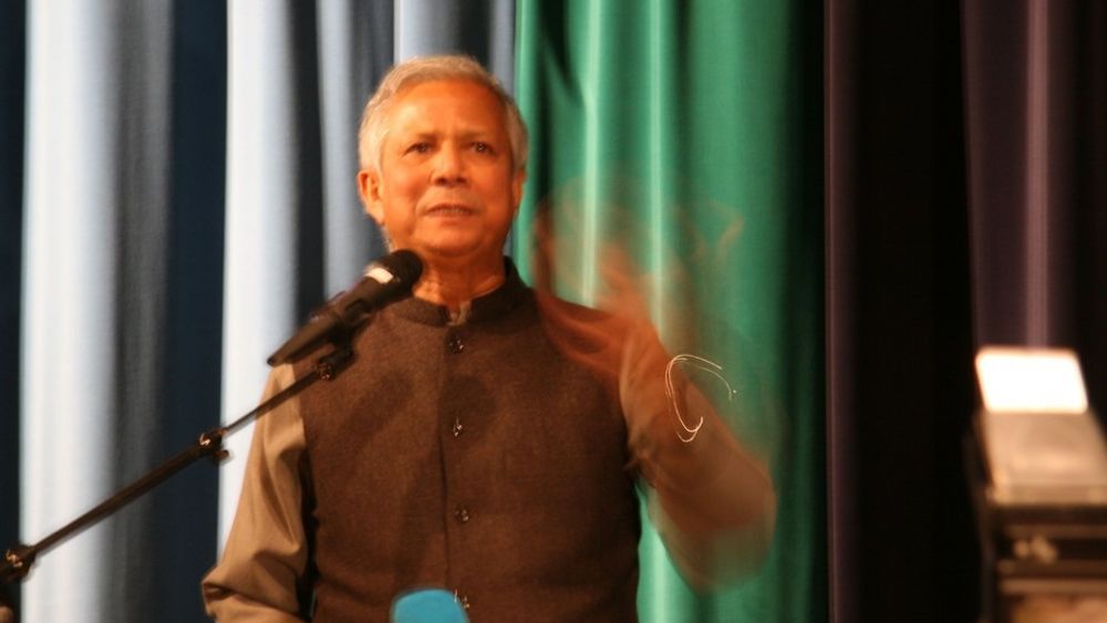 Fredsprisvinner 2006: Muhammad Yunus fra Bangladesh. Sto blant annet bak Grameenphone, der Telenor er storeier.