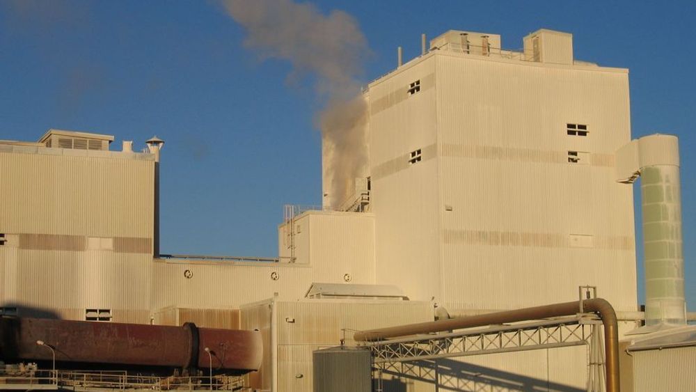 KAN FÅ LNG-TILGANG: Kronos Titan er blant bedriftene som hilser en LNG-terminal i Sarpsborg svært velkommmen.