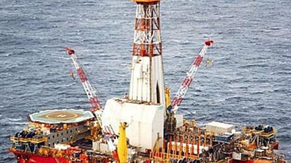 Undersøkelsesbrønnen i Midnattsol-prospektet ble boret fra riggen Transocean Leader.
