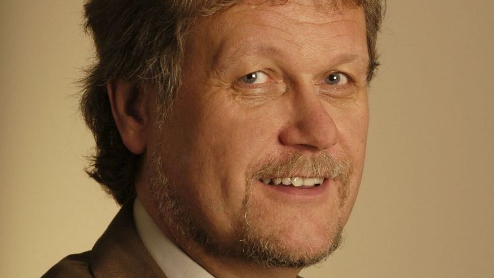 DEN SOM LETER FINNER IKKE: - Jeg tror du må lete lenge for å finne noen over 62 år i Telenor-konsernet, sier konserntillitsvalgt Harald Stavn. FOTO: NITO