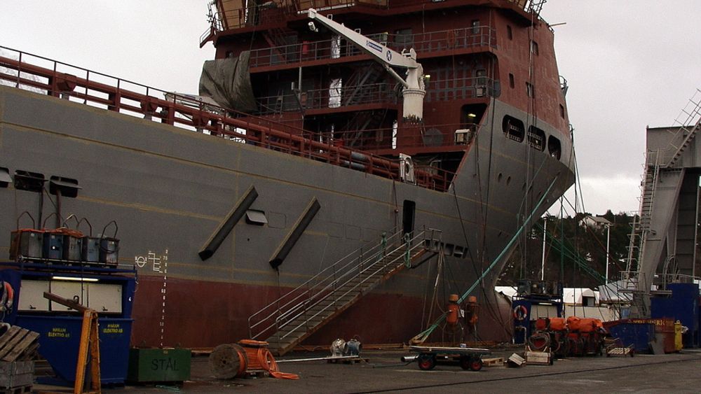 EKSPORTINDUSTRI: Industrien i Midt-Norge er eksportrettet. Verdiskapingen per arbeidsplass er på rundt 700.000 kroner. Her fra Aker Yards Brattvaag. Nylig skrev de kontrakt med Maersk til en verdi av mer enn 3,3 milliarder kroener.
