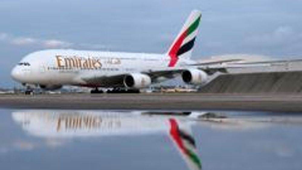NYMALT: Her står den, den første superjumbo A380 som skal leveres i løpet av året. Etter hvert følges den av 140 andre.