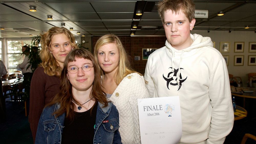 DE BESTE: De fire vinnerner i Albert 2006: Line Danielsen (Nærbø), Evelin Arnold (Tyskland), Karoline Winther (Sørreisa) og Henry Røyseth Almedahl (Ulsteinvik).
