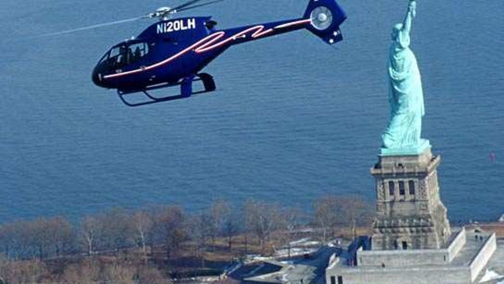 ER DER: Bildet viser en av de mange sivile Eurocoptermodellene som allerede er i bruk i USA. En militær variant av denne modellen skal nå inn i US ARMY.