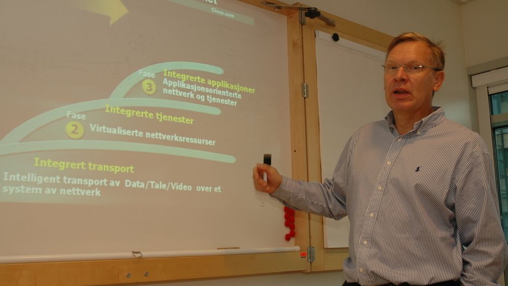 FASE TRE: Administrerende direktør Jørgen Myrland hos Cisco forteller at de nå introduserer fase tre i sine bestrebelser på å gjøre tele- og datanettverk mer effektive.