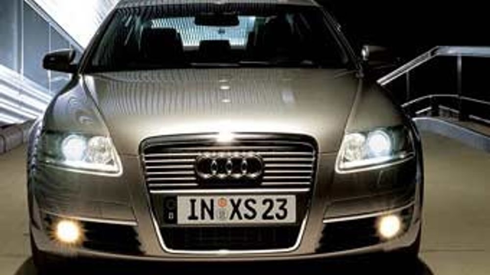 Audi A6 - nå også med spesialseter.