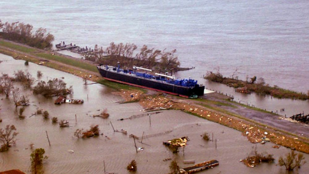 Katrina traff her kysten 29. august ved Plaquemines Parish, like ved Empire, Buras og Boothville i Lousiana.