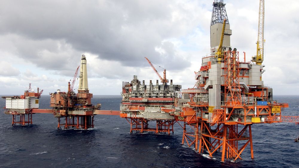Hess Norge AS er rettighetshaver og majoritetseier av Valhall-feltet i Nordsjøen. Under et tilsyn i oktober i fjor avdekket Petroleumstilsynet flere avvik knyttet til styring og dokumentasjon. 