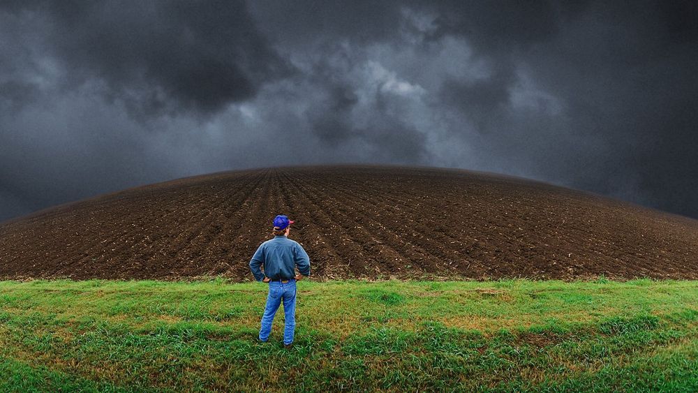 Jordbrukere kan ikke temme været. Med tilpassede dataverktøy er det enklere å gjøre noe med det.