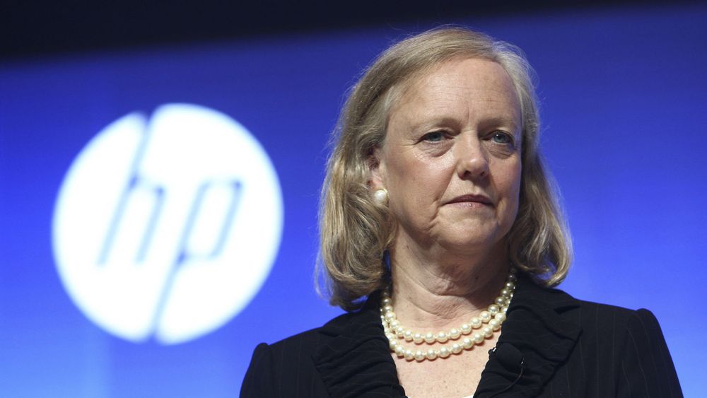 Meg Whitman har tidligere reversert og flere ganger avvist planer om å splitte opp Hewlett-Packard. Men nå skal IT-giganten likevel deles i to, melder flere toneangivende amerikanske medier.