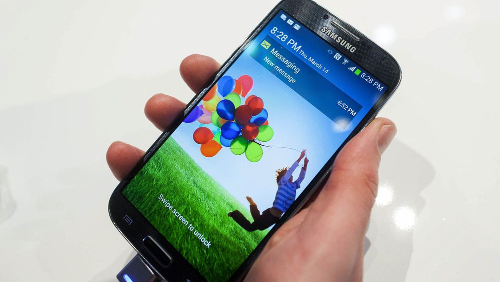 Samsung Galaxy S4 kom først i salg hos Telenor i midten av april, men ble likevel den 4. mest solgte smartmobilen gjennom Telenors salgskanaler i forrige måned.