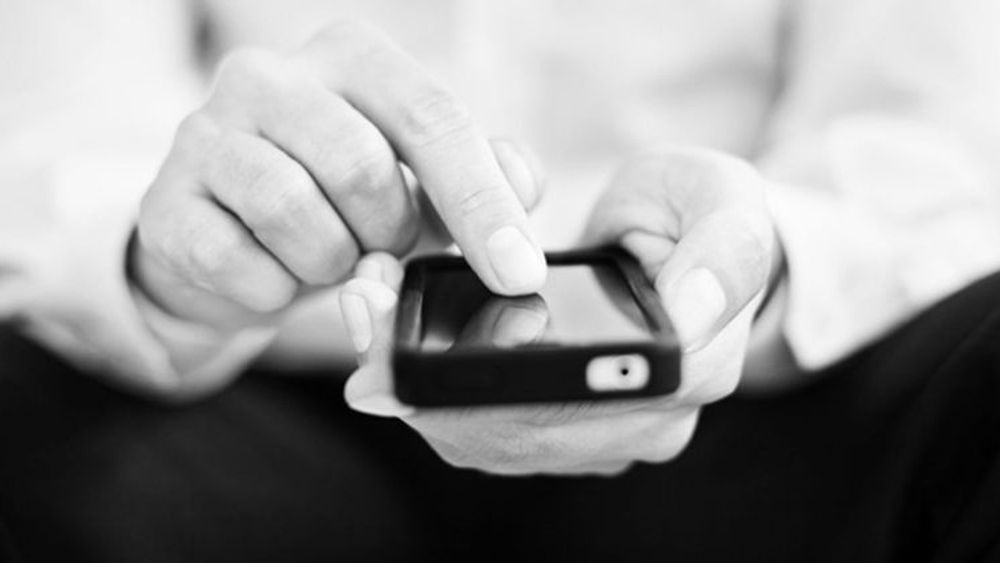 Aksjekursen til to svenske biometri-selskap falt kraftig mandag. Årsaken kan være Chaos Computer Club, som søndag meldte at de hadde hacket fingeravtrykksmekanismen til Apples nye flaggskiptelefon.