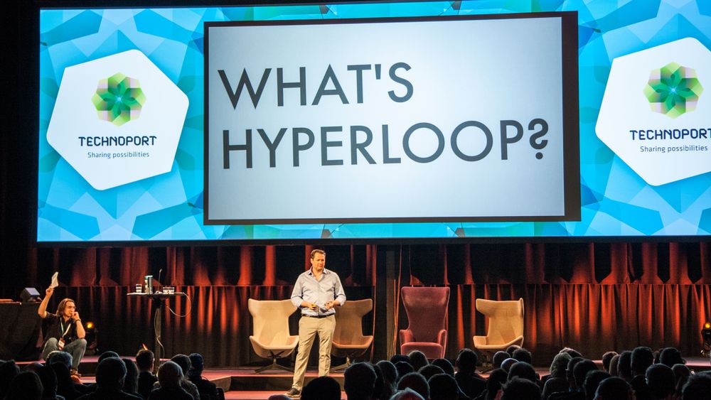 En sprø fremtidsvisjon, eller en nærstående realitet? Sjefen i Hyperloop Transportation Technologies besøkte Trondheim for å fortelle.