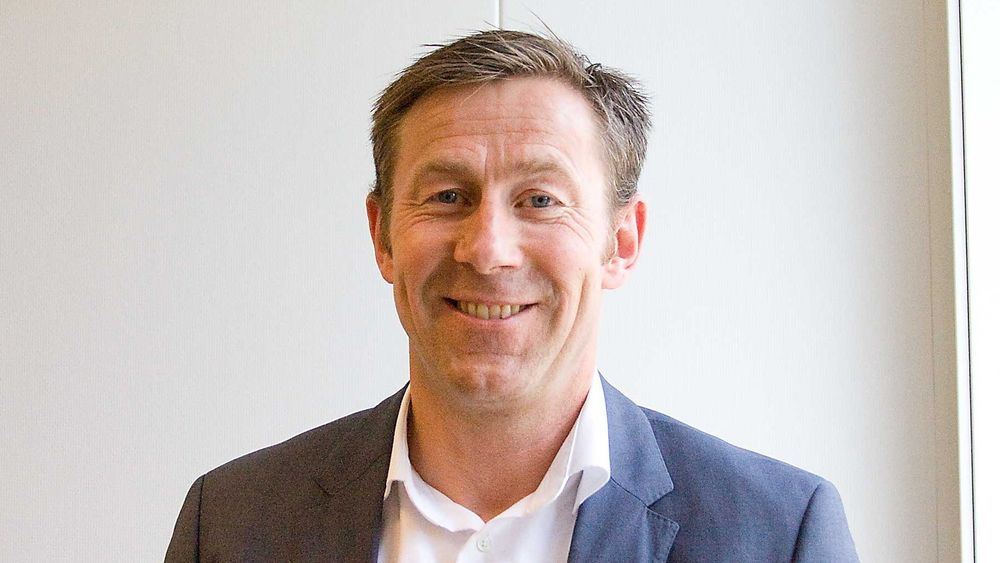 Administrerende direktør Torbjørn Hulbak ser et interessant marked dukke opp etter at kommunal- og moderniseringsminister Jan Tore Sanner har åpnet for større bruk av skytjenester i offentlige virksomheter.