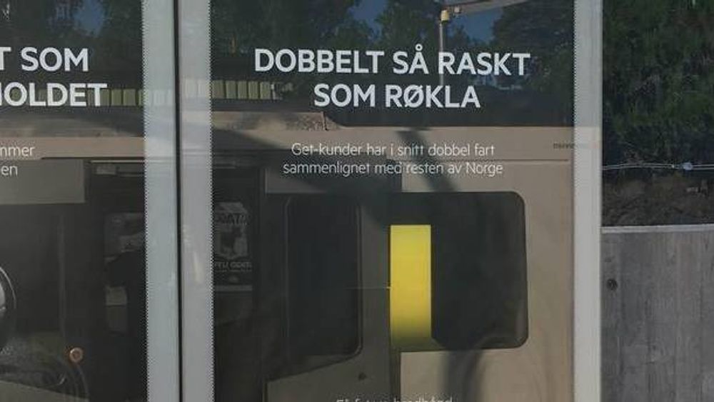 "Dobbelt så raskt som røkla", hevder Get på reklametavler på T-banen. Villedende markedsføring, svarer Forbrukerombudet og krever at selskapet stanser kampanjen.