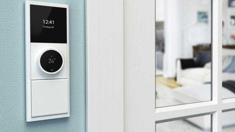 Den bryteren inngår i Smartly-pakken. Nå rapporteres det om problemer med en helt sentral komponent i Lyses smarthjemsatsing.