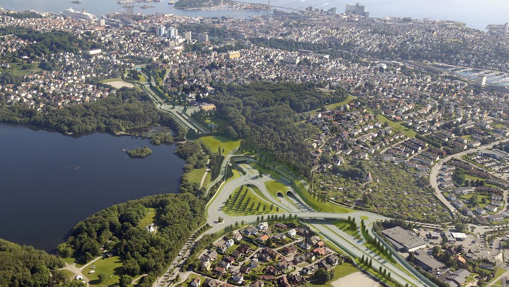 Slik skal det se ut i den ene enden av Eiganestunnelen når den og resten av Ryfast-prosjektet står  ferdig. Eiganestunnelen passerer herfra under byen, med tidvis svært lav overdekning, som har ført til flere utfordringer.