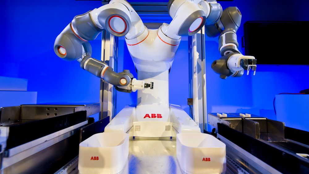 YuMi skal være verdens første to-armete robot som kan jobbe side om side med mennesker.