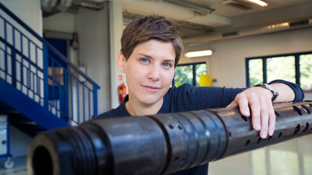 Tar sats: - Ingen ønsker å være helt først med ny teknologi. Siden risikoen er høy er det en fordel å kunne lære av andres feil. Men vi har oljeselskapene i ryggen, og de har egeninteresse i at vi kommer over i en kommersiell fase raskt, så vi må bare satse, sier daglig leder i Target Intervention, Monika Bakke Malmin.