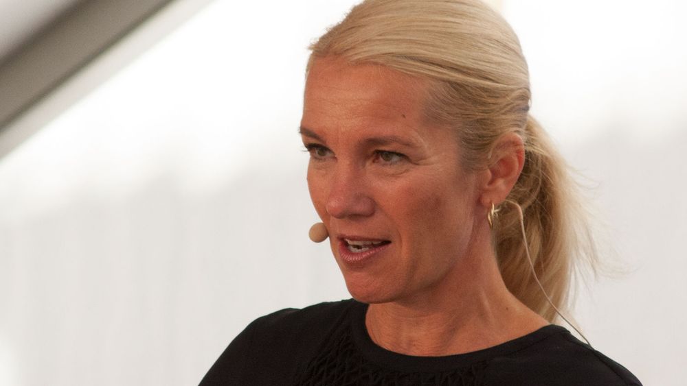 Ordfører Christine Sagen Helgø (Høyre) i Stavanger mener styreleder Harald Espedal burde informert henne om budet. Beløpet kunne løst kommunenes budsjettproblemer på flekken.