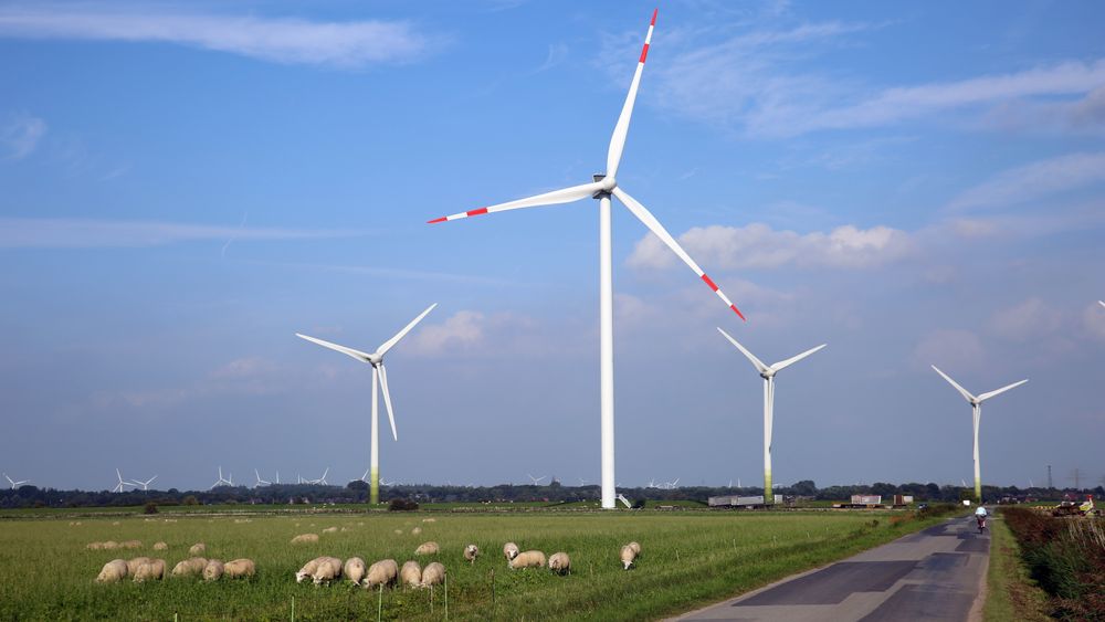 Vindkraft er en viktig inntektskilde mange steder på 
landsbyga i Nord-Tyskland, hvor landbruket kaster mindre av seg enn før.