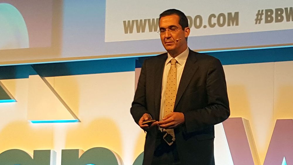 Direktør for fastnettdivisjonen i Nokia, Federico Guillén, snakket om hvordan det er nødvendig å benytte alle tilgjengelige teknologier for å få flere av verdens befolkning på nett, under Broadband World Forum i London i oktober.