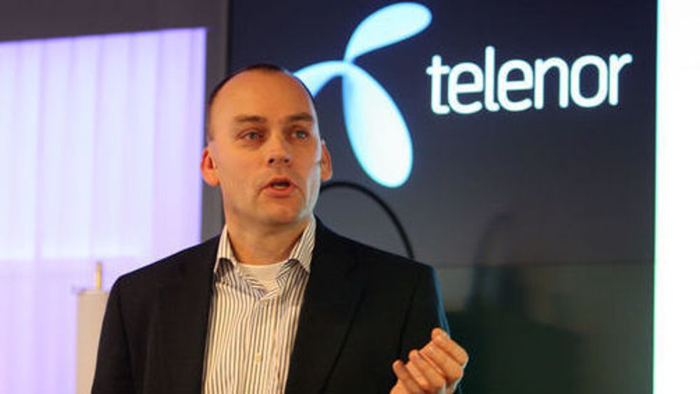Mobilsjef Bjørn Ivar Moen i Telenor Norge lanserer fakturabetaling med kort i Telenor-appene - for å holde tritt med kundenes betalingsvaner.