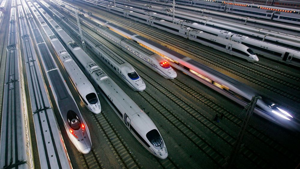 Mens Kina bygger ny lyntogstrekning med maks hastighet på 330 km/t bygges norske jernbanestrekninger med makshastigheter på mellom 200 og 250 km/t.