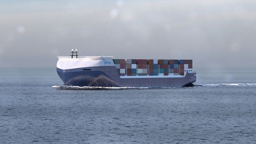 Rolls-Royce tror at et modulbasert 1000-TEU containerskip i 2030 kan seile autonomt fra havn til havn som "feeder" i nærskipsfart.