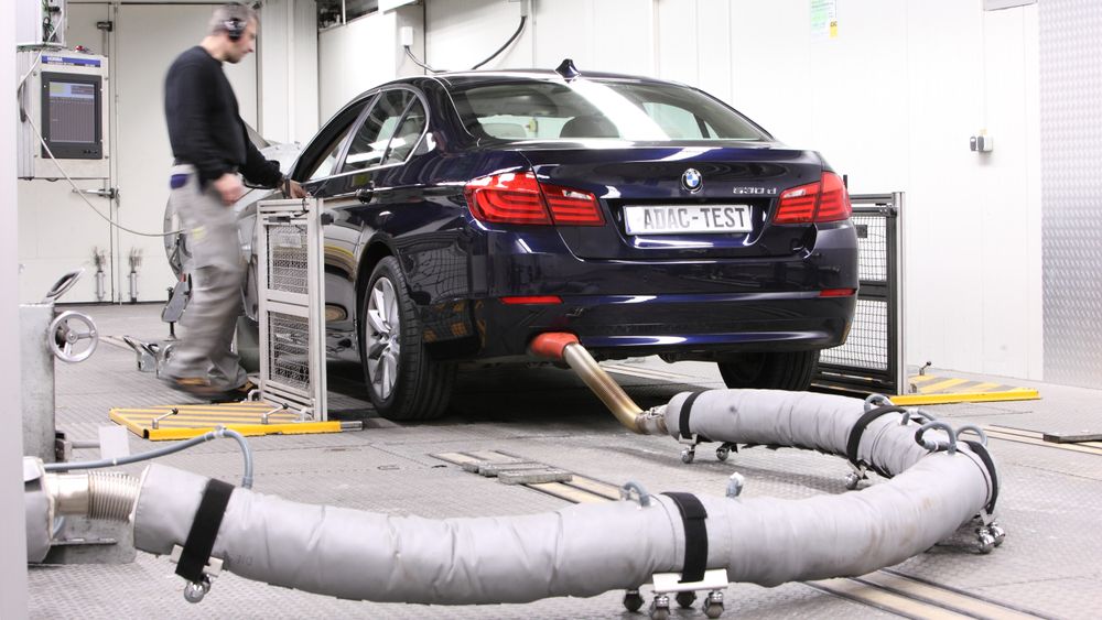 Avgasstesting av BMW 530d i mars 2010.