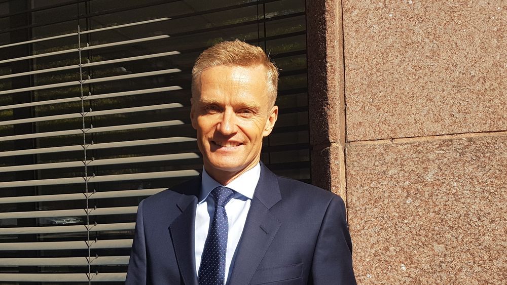 Nextgentel-sjef Eirik Lunde selger selskapets mobilkunder for å forsterke satsingen mot bedriftsmarkedet.