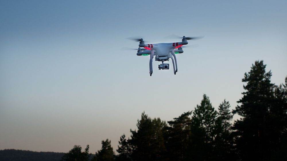 Nå skal også EU få sitt eget regelverk for droner.